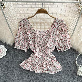 Short Sleeve Smocked Floral Blouse
