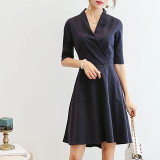 Elbow-sleeved V-neck A-line Dress
