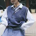 Embroidered Contrast-lining Knit Vest