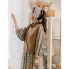 Cowl-neck Roll-edge Knit Vest