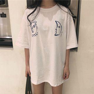 Elbow-sleeve Sun & Moon Print T-shirt