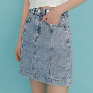 Fitted Denim Mini Skirt
