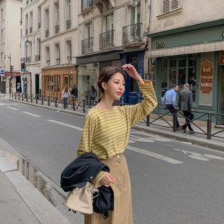 Slit-side Loose-fit Stripe T-shirt