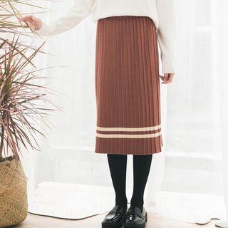 Striped Knitted Pleated Skirt