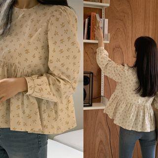 Ruffle-hem Floral Print Blouse
