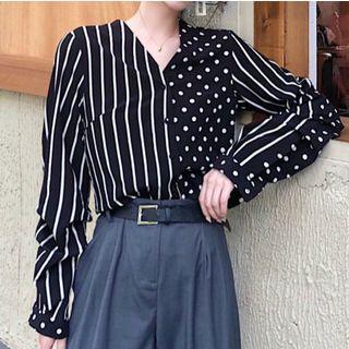 Patterned V-neck Blouse Black - One Size