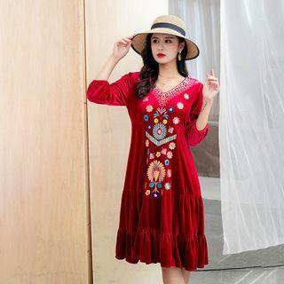 3/4-sleeve Velvet Embroidered Tunic Dress