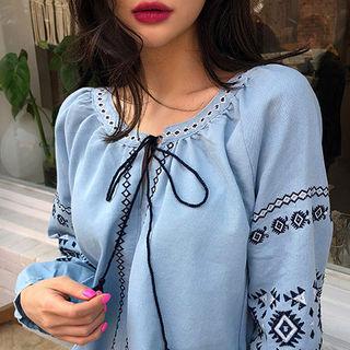 Tasseled Embroidered Boxy-fit Dress