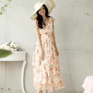 Smocked Floral Maxi Dress