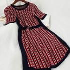 Patterned Short-sleeve Midi A-line Knit Dress Red - One Size