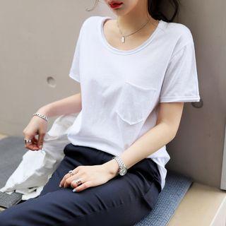 Round / V-neck Pocket-front T-shirt