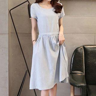 Short-sleeve Tie Waist Midi Dress