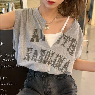 Sleeveless Mock Two-piece Lettering T-shirt
