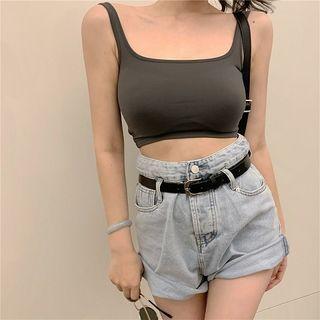 Sleeveless Cropped Top / Denim Shorts With Belt