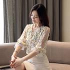 Elbow-sleeve Paneled Floral Print Blouse
