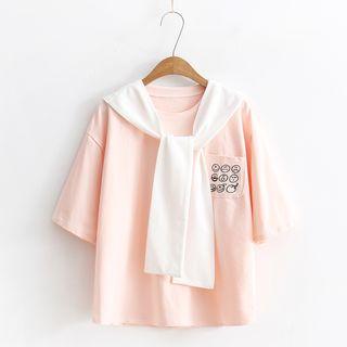 Emoji Embroidered Short-sleeve T-shirt With Shawl
