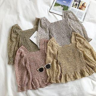 Floral Frilled Square-neck Short-sleeve Blouse
