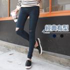 Destroyed Stretch Legging Jeans