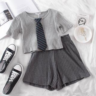 Short-sleeve Tie Neck Ribbed Top / Ribbed Shorts