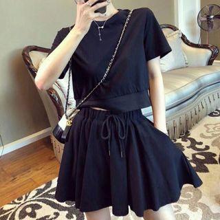 Set: Short-sleeve Plain T-shirt + Mini Skirt