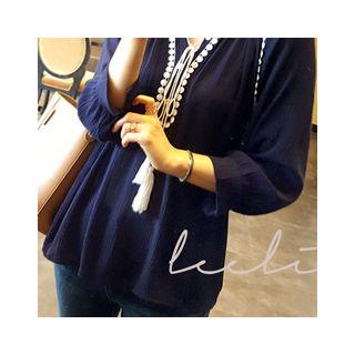 Tie-neck 3/4-sleeve Blouse