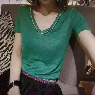 Rhinestone V-neck Short-sleeve T-shirt