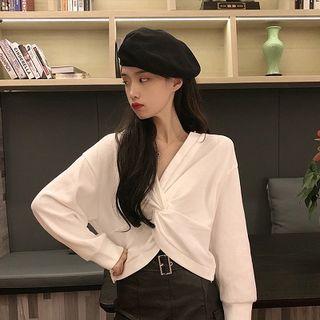 V-neck Cropped Pullover