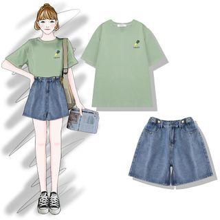 Carrot Print Short-sleeve T-shirt / Denim Shorts