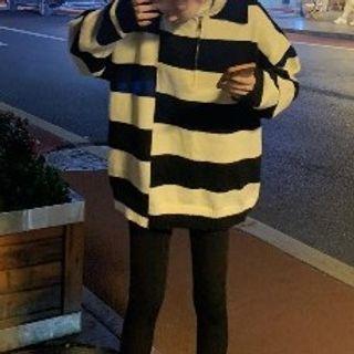 Lettering Padded Jacket / Striped Sweater