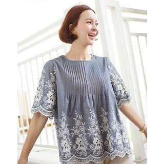 Elbow-sleeve Floral-embroidered Top