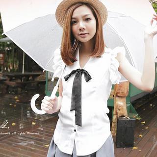 Tie-neck Ruffled Sleeveless Blouse