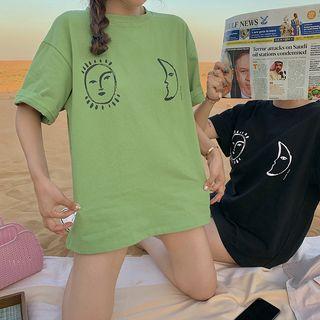 Short-sleeve Sun & Moon Print T-shirt