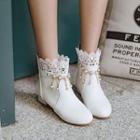 Hidden-wedge Lace Panel Ankle Snow Boots