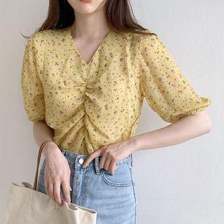 Short-sleeve Floral Print Shirred Blouse