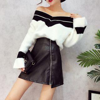 V-neck Knit Top + Faux-leather Skirt