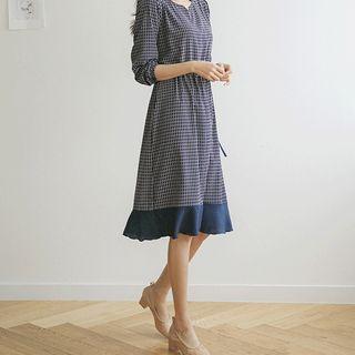 Tie-waist Ruffle-hem Midi Patterned Dress
