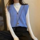 Button-up Sweater Vest / Long-sleeve Plain T-shirt