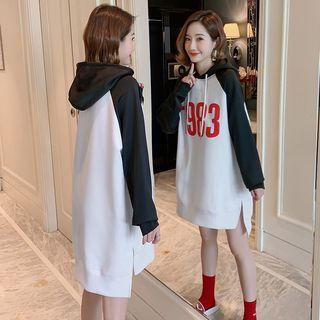 Printed Two-tone Hooded Long-sleeve Midi Dress