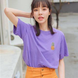 Short-sleeve Embroidered Pineapple T-shirt