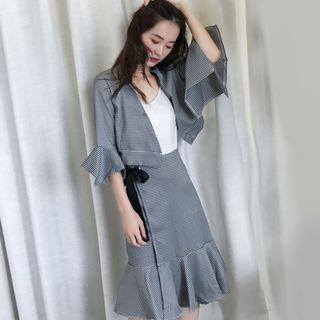 Set: Plaid 3/4 Sleeve Cropped Coat + Plaid Ruffle Hem Midi Dress