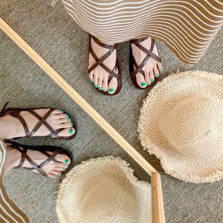 Toe-loop Strappy Slingback Sandals