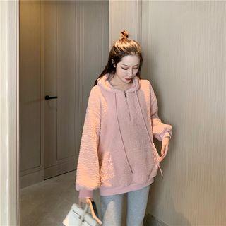 Fleece Hooded Top / Cropped Leggings