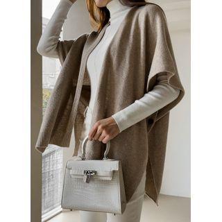 Button-side Cape Cardigan