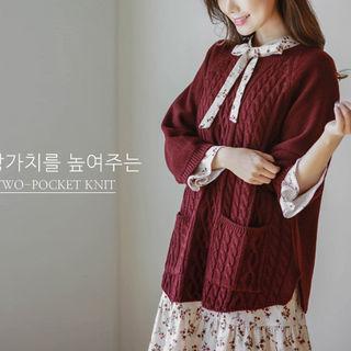 Dual-pocket Cable-knit Sweater