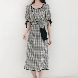 Short-sleeve Tie-cuff Plaid Midi A-line Dress With Crossbody Pouch