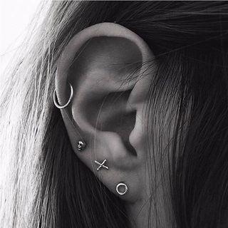 Alloy X & O Lettering Stud Earring