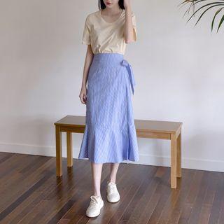 Ruffle-hem Stripe Long Wrap Skirt Blue - One Size