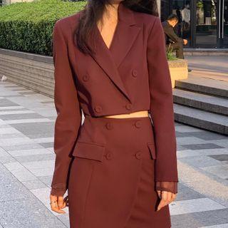 Long-sleeve Cropped Blazer / Button Skirt