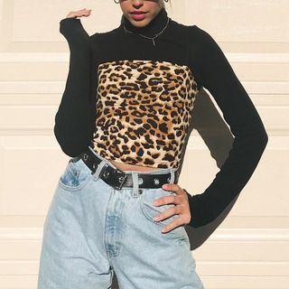 Long-sleeve Turtleneck Leopard Print Crop Top