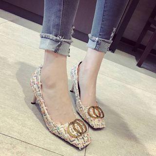 Print Buckled Pumps